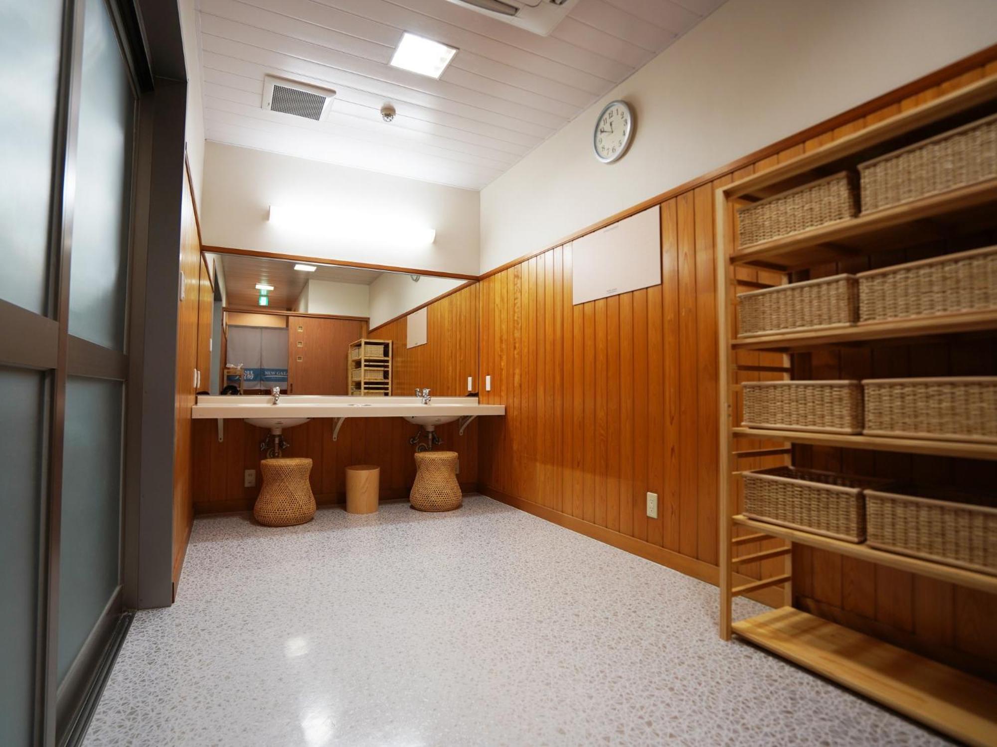 Hotel New Gaea Iizuka Zewnętrze zdjęcie